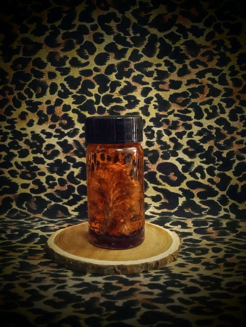 Bleeding Heart ~ Ritual Oil ~ Mend a Broken Heart ~ Magick Spell